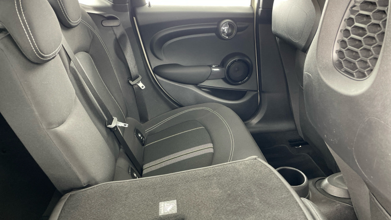 MINI Hatchback 1.5 Cooper Sport II 5dr Petrol Hatchback